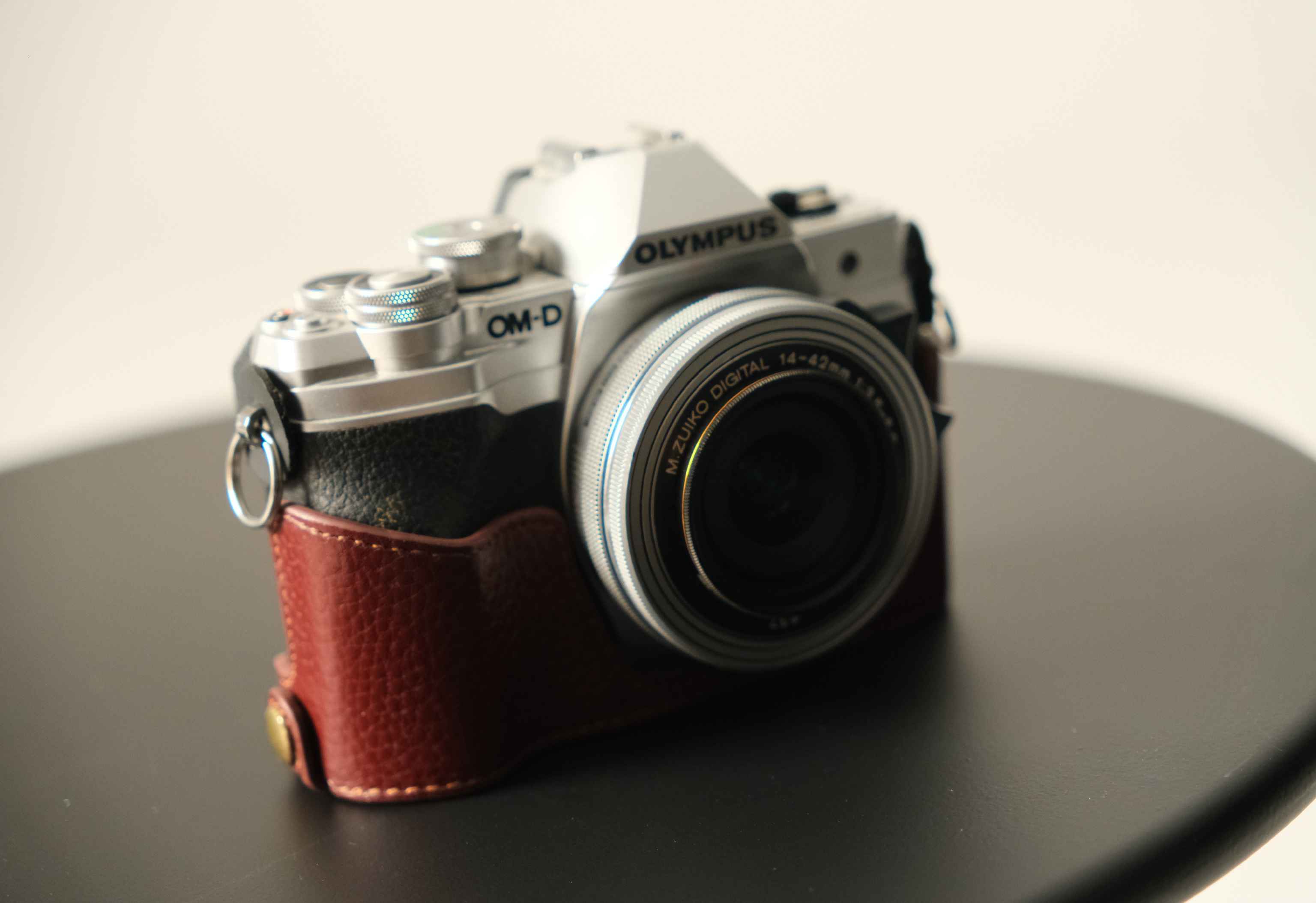 Woman in library on tablet